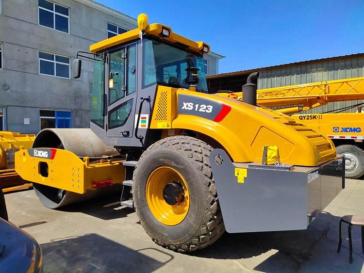 XCMG Official Xs123 130HP Single Drum Vibratory China New Road Roller Compactor Machine Price for Sale