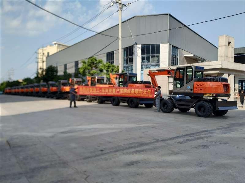 Wheeled Digger Mini Excavator Factory Direct Sale 6 Ton Wheel Excavator Price