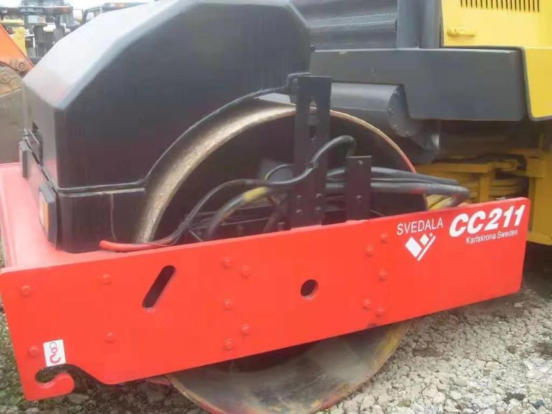 Good Condition Drum Road Roller Cc211 From DNP Construction Equipment