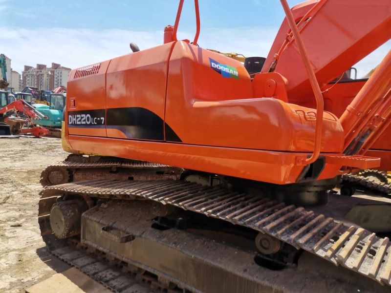 Excavadoras Usadas 22ton / Buena Calidad / Japó N Komatsu PC220-6 / PC210 / PC200 / Jcb / Diggers