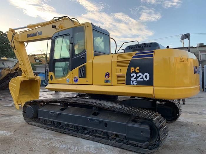 Newest Model Japan Used Construction Equipment Komatsu PC220-8 Crawler Excavator