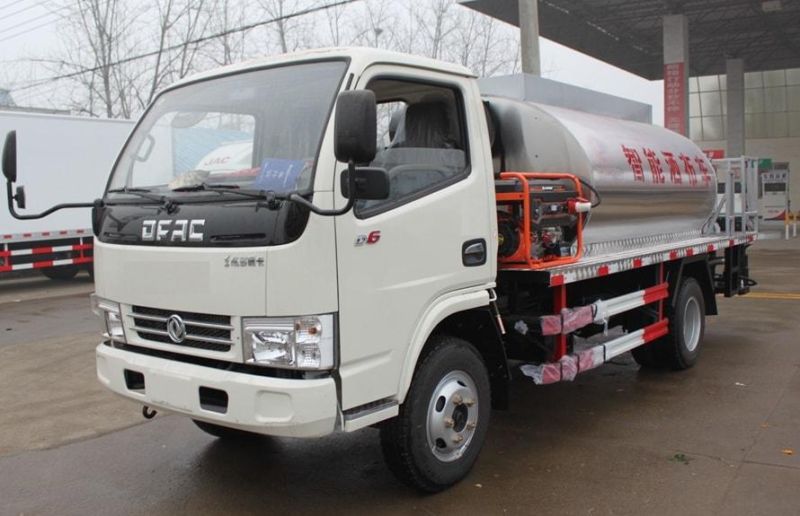 Dongfeng 4ton Road Maintenance Construction Pavement Machine Asphalt Bitumen Truck