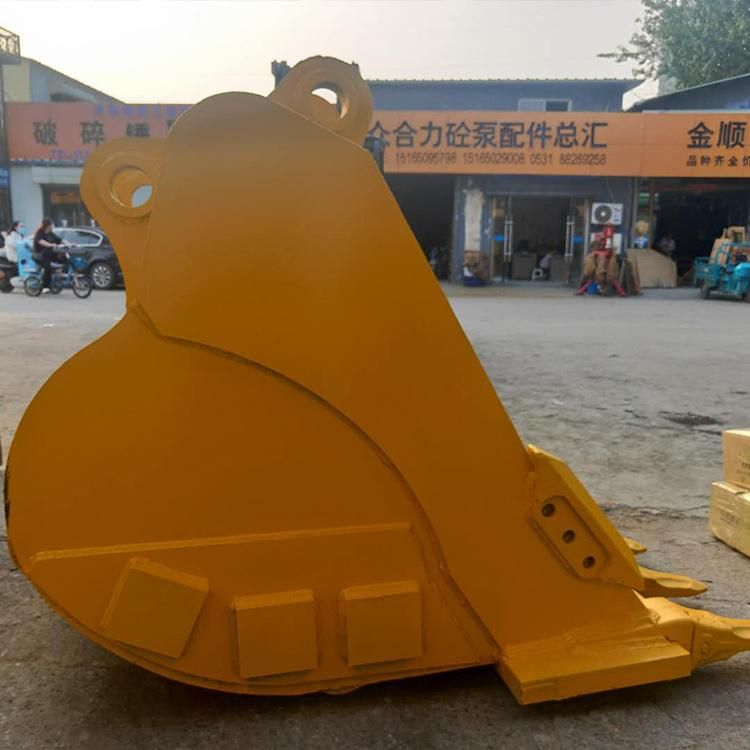 High Strength Bucket with Thickening Wear Resistant Plate