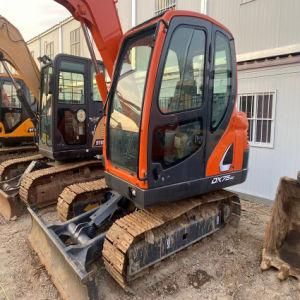 7.5 Ton Minitype Internal Combustion Drive Towable Backhoe Used Crawler Excavator Doosan75