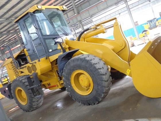 China Hot Selling 4t Wheel Loader with 2.4cbm Bucket