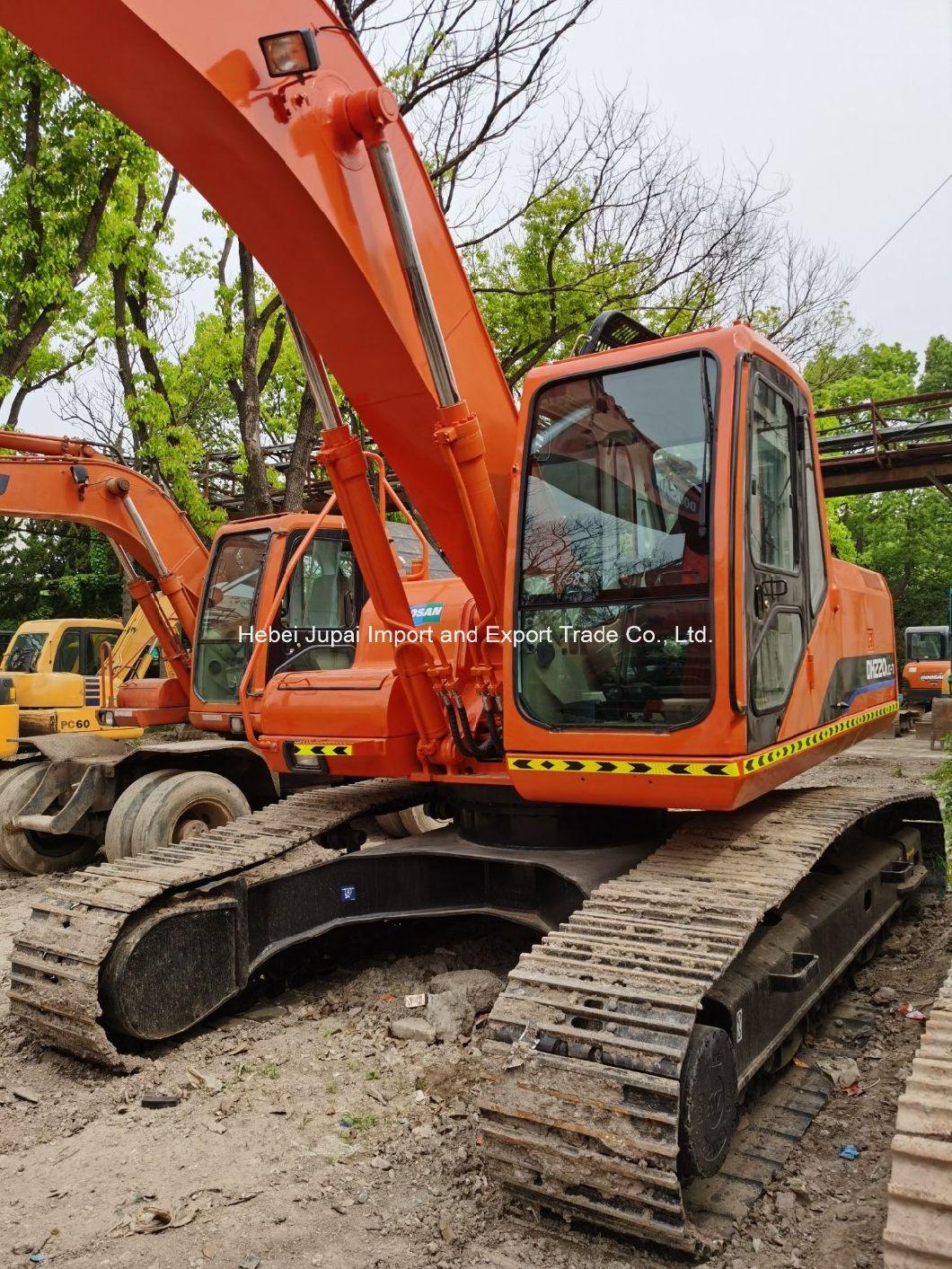 Doosan 220LC-7 Crawler Excavator Used Construction Equipment Is on Sale