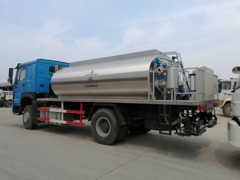 Dongfeng 190HP 8000L Asphalt Distributor Truck
