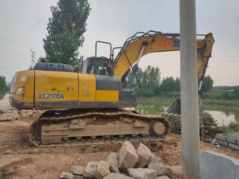 Xe200 Used Second Hand Crawler Excavator Caterpillar Hitachi 15 Ton Mini Excavators Xe155D Xe155dk Xe200da Xe205da Xe215da Xe245dk for Sale Small Excavators