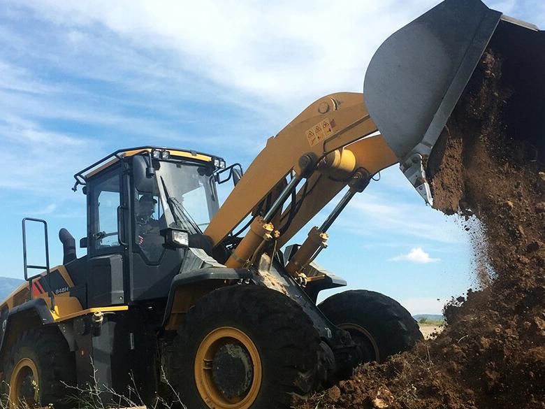 Heavy Duty Handle Machine 15ton Big Bucket Wheel Loader 848h with High Quality