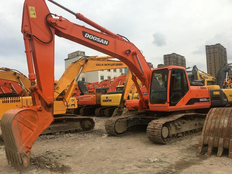 Low Working Hour Second Hand Doosan Dh225LC-7 Crawler Excavator