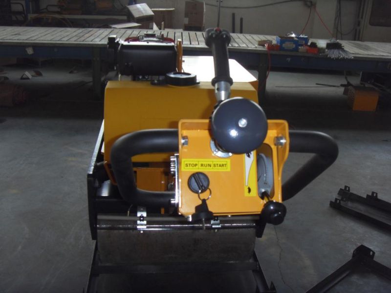 Professional Small Vibratory Compactor Roller Vibratory 920 Kg Road Roller