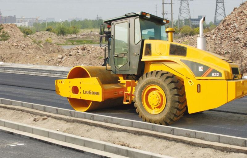 Liugong 14 Ton Roller Roller 6114e with High Technology
