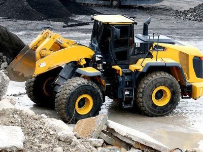 China High Efficiency 9 Ton Wheel Loader 890h with Attachments