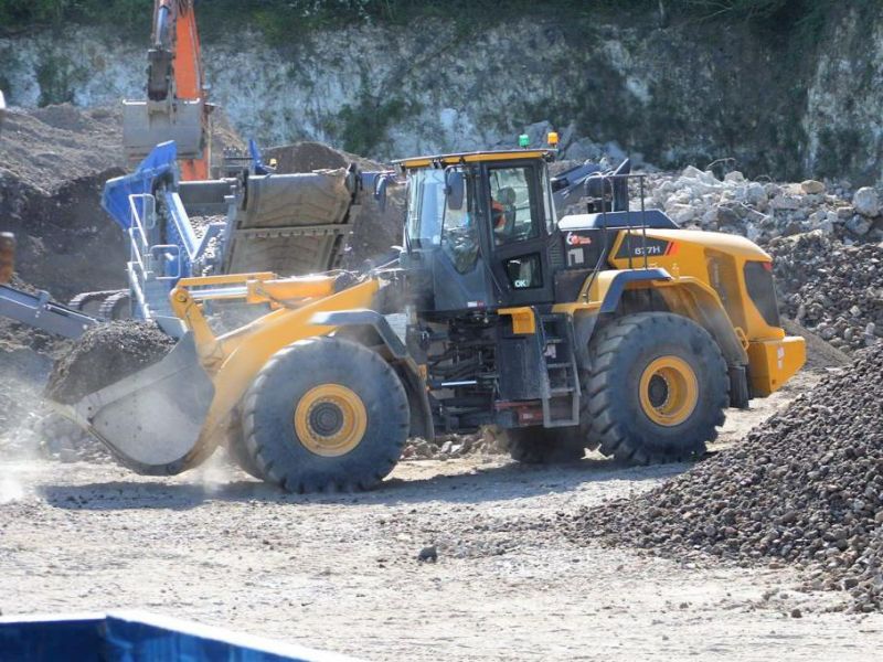 7 Ton New Condition Front End Wheel Loader 877h