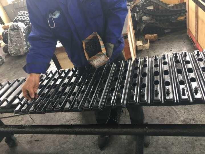 Rubber Pad 500HD (clip on) for Caterpillar Machine