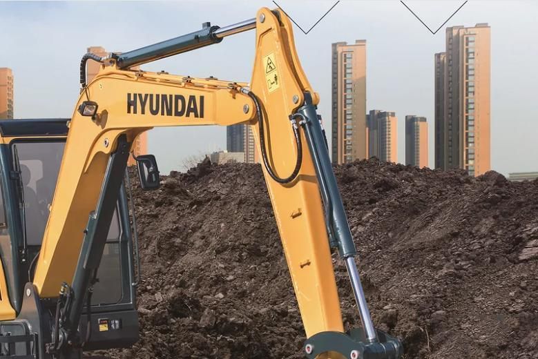 Hyundai Hx55 Used Wheeled Mini Excavator Mini Excavators Hitachi Komatsu Caterpillar Second Hand 5 Ton Mining Machine Construction Machinery Equipment Tire 7t