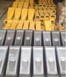 Komatsu PC100 Model Excavator Wear Parts Forged Bucket Teeth 20X-70-14160