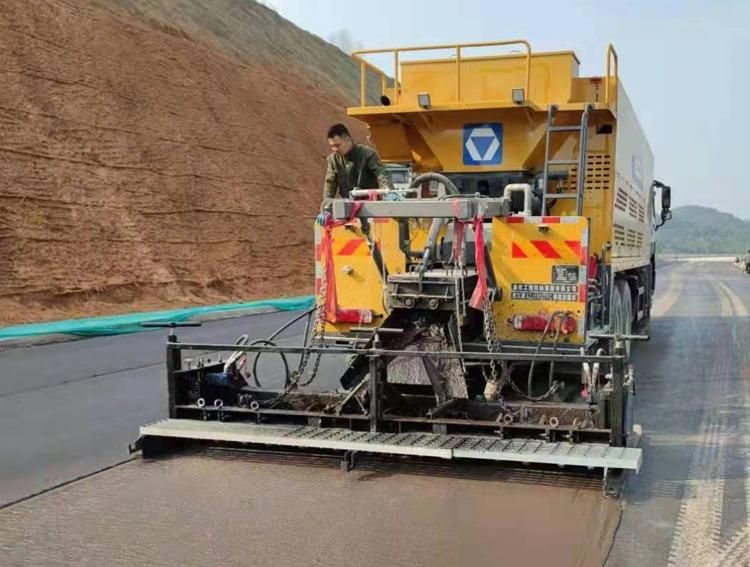 XCMG Official Manufacturer Xf1003 Road Micro-Surfacing Sealer Truck Asphalt Slurry Sealer for Sale