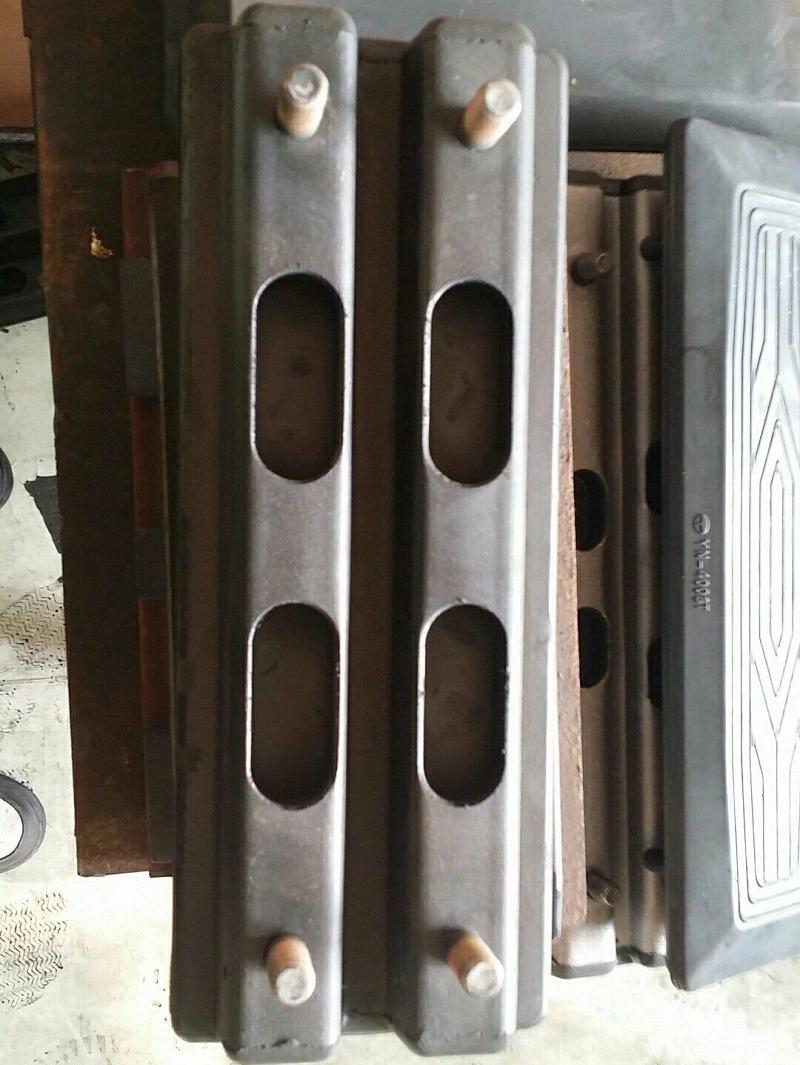 260mm Wide Rubber Tracked Pads with Natural Rubber Material
