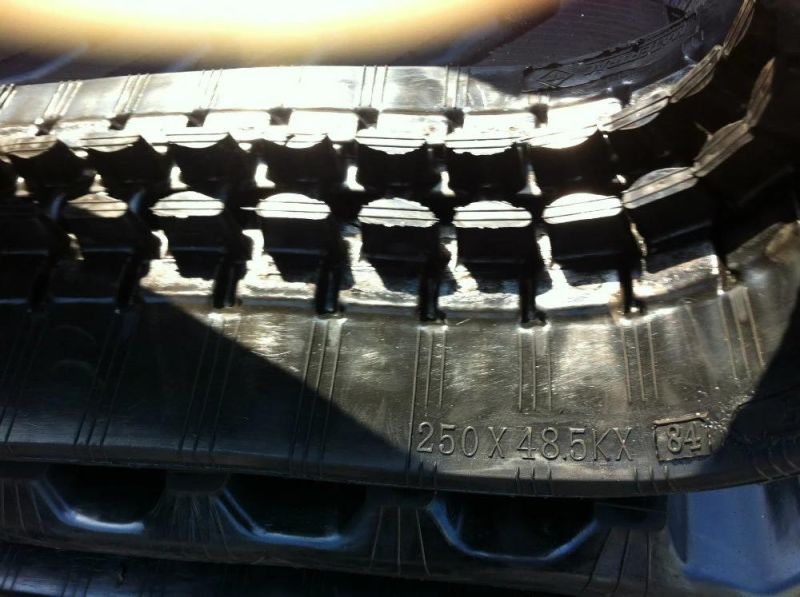 250mm Width Rubber Track for Ym Vio Series Excavator (250X48.5KX84)