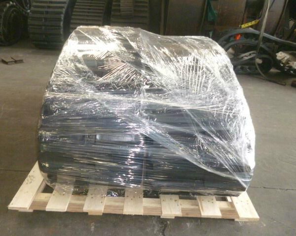 Rubber Track for Ld400 Carrier (600*125*64)