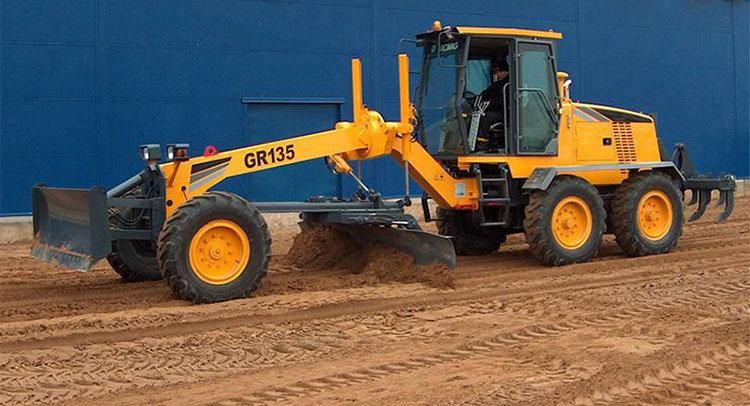 Hot Sales Chinese Mini Motor Grader 135HP Motor Garder Gr135 with Commins Engine Strong Power