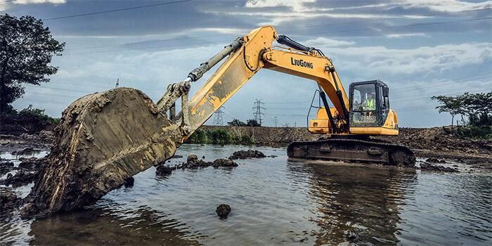 High Quality Crawler Excavator 920e with 124kw Engine