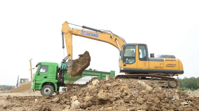 XCMG Manufacturer 20 Ton Chinese New Hydraulic Crawler Excavator Xe215c with Isuzu Engine