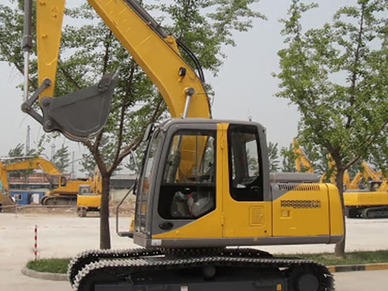 Medium Crawler Excavator 13t Hydraulic Digger 0.52cbm Bucket with Powerful Engine Xe135D