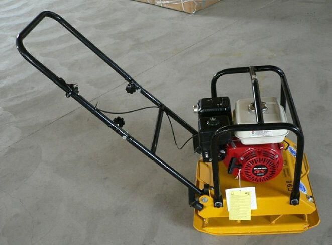 Gmc-60 Vibratory Concrete Plate Compactor Machine with Honda Robin Gasoline Engine