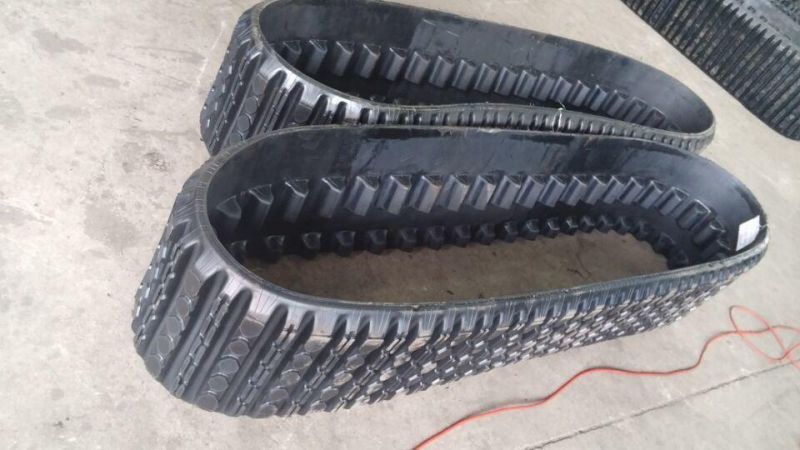 PT60/ 247/257 Rubber Track (381-101.6-42) Without Steel Teeth