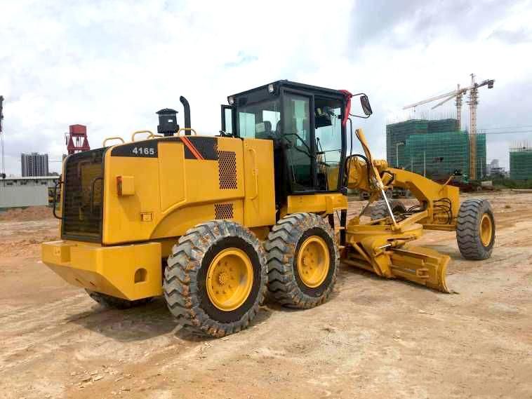 165HP Small Motor Grader with Free Spare Parts After Sale Service Clg4165