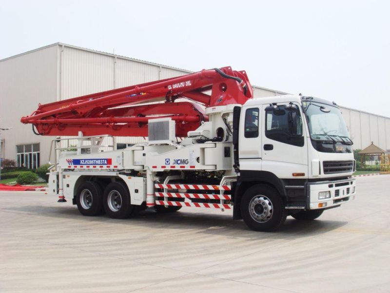 High Power 37m Concrete Pump Truck with Large Capacity