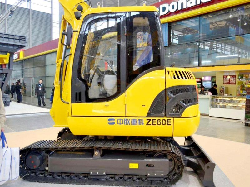 Zoomlion 21.8 Ton Excavator Ze210e/Ze215e with 112kw Rated Power