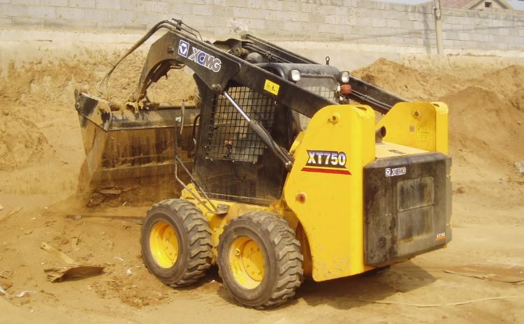 XCMG Brand Xt750 Chinese New Multifunction Skid Steer Loader with Attachment Price