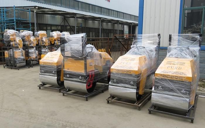 Hydraulic Double Drum Vbratory Road Roller Tandem Road Compactor Roller Fyl-890