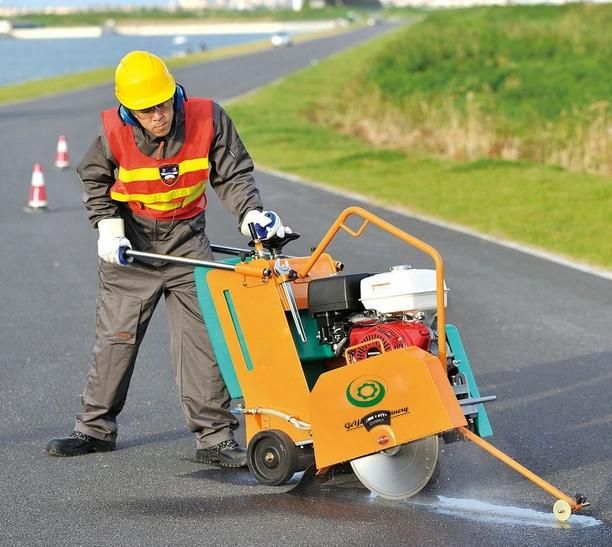 Concrete/Asphalt Road Floor Saw Concrete Cutter with Honda Gx690 Gyc-260