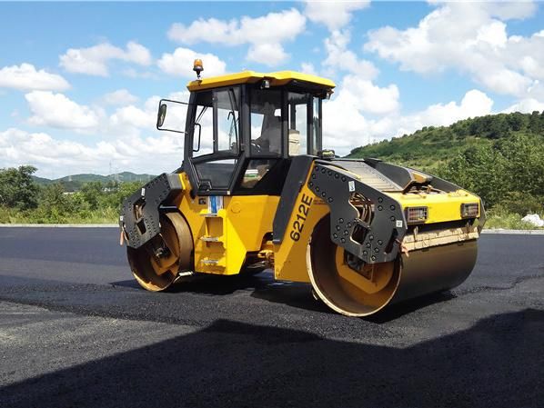 Hot Sale Changlin 12 Ton Hydraulic Vibratory Road Roller 8125hl with Cheap Price