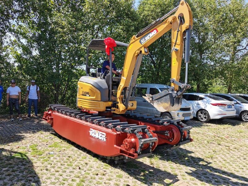 Land and Water Mini Excavator with Floating Tank Pontoon 2.6 Ton Mini Swamp Buggy Amphibious Excavator with Pontoon Undercarriage