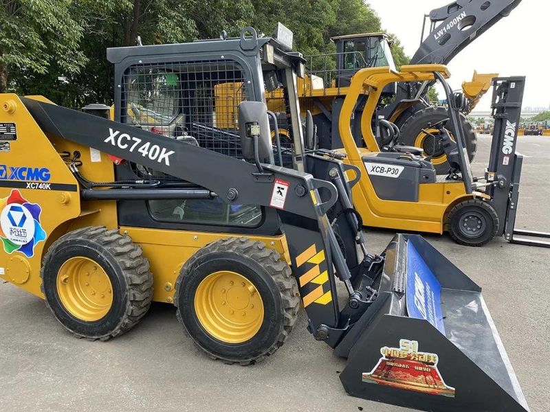 750kg Mini Skid Steer Loader Xc740K with 0.45cbm Bucket in Stock