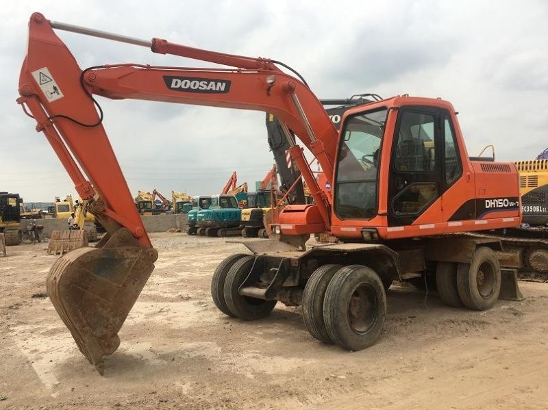 Used Wheel Type Doosan 15t Excavator Dh150W-7 Dh220W Wheel Excavator