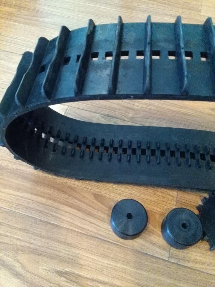 Supplier Small Robot Rubber Track with Wheels (130*18.5*74)