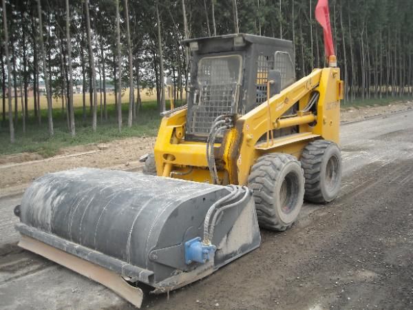 Angle Broom Sweeper for Skid Steer Loader