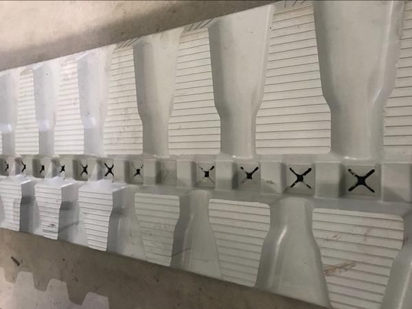 B50 Vio50 Rubber Track 400X75.5X74 for Excavator