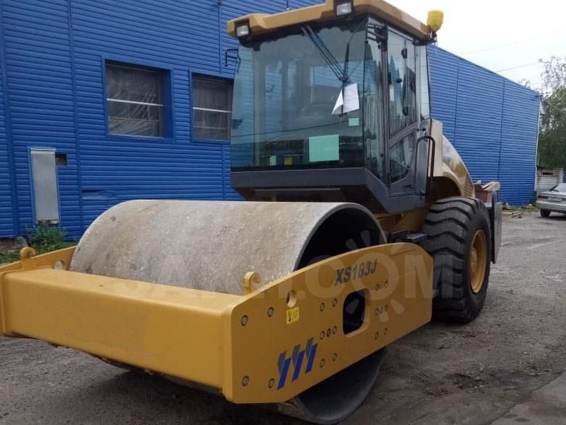 Mechanical Single Drum 18 Ton Vibratory Road Roller Xs183j