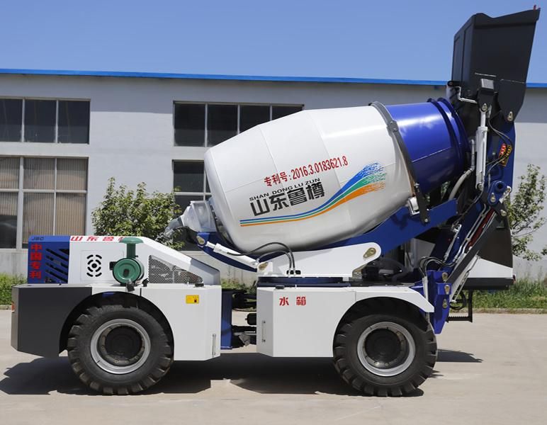 China 3.5ton Self Load Concrete Mixer Truck 7100kg 4WD Concrete