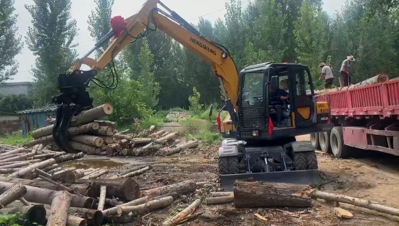 Hot Sell Weight 1.7ton Crawler Excavator with 13.6 Power Engine