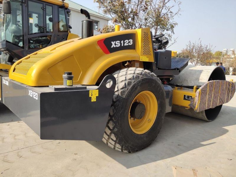 Double Drum Vibratory Road Roller Xs123 Asphalt Road Roller Machine Compactor