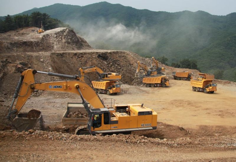 XCMG Hot 90ton Xe900c Mining Crawler Excavator Machinery for Sale