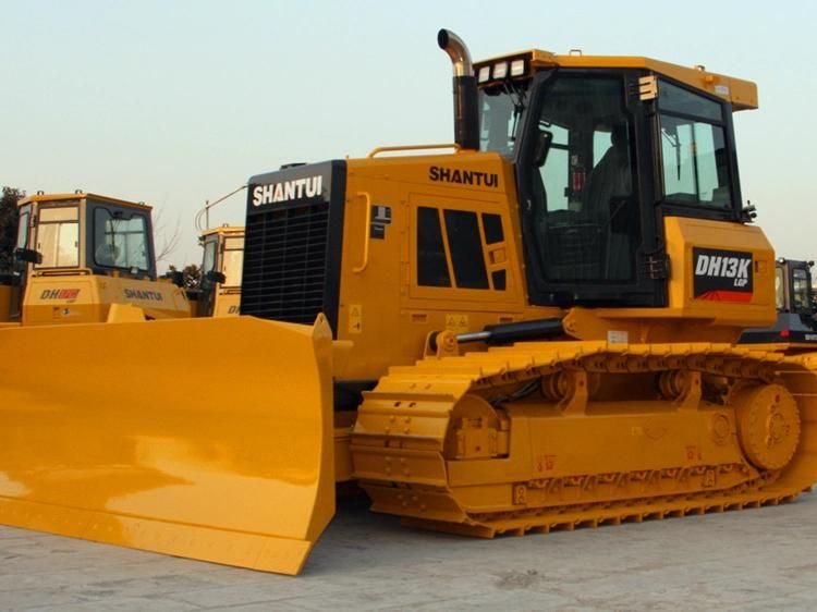 Shantui Brand Earthmoving Bull Dozer 154HP Dh13K Full Hydraulic Crawler Bulldozer